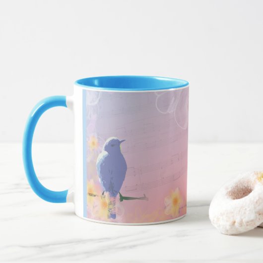 Peachy Blue Bird: Vogels en perenbloemen Mok (Met donut)