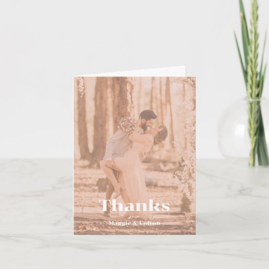 Peachy retro belettering bruiloft bedankkaart (Voorkant)