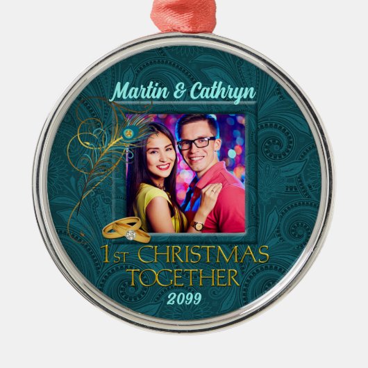 Peacock 1e Kerstmis Blauwgroen met foto Metalen Ornament (Voorkant)