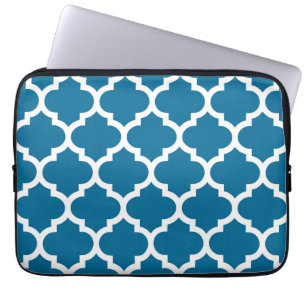 Peacock Blue White Moroccan Quatrefoil Pattern #5 Laptop Sleeve