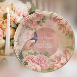Peacock Elegant Pink Vrijgezellenfeest Papieren Bordje<br><div class="desc">Elegante,  romantische en mooie waterverf beschilderd  Peacock met stompzinnige,  roze Peony-bloesems met Art Deco-stijl typografie en een dunne band van roos goud die een verbluffend thema voor uw Vrijgezellenfeest maakt! Kunst die grafisch is ontworpen door een internationaal erkende kunstenaar en ontwerper,  Audrey Jeanne Roberts,  copyright.</div>