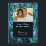 Peacock Feather Drama - Foto bruiloft uitnodiging<br><div class="desc">Uniek,  modern Peacock veer bruiloft Collectie in dramatisch aqua blauw en paarse. Dit elegante thema heeft een bijpassend verenpatroon aan de andere kant. Pas de uitnodiging aan met een foto-upload,  tijd,  datum,  locatie,  ontvangst en andere informatie. Bijpassend thema beschikbaar op andere producten in mijn winkel.</div>