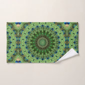 Peacock Feather Mandala Emerald en Blue Symmetry Bad Handdoek (Handdoek)