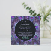 Peacock Feather Paarse Drama Huwelijksuitnodiging Kaart (Staand voorkant)
