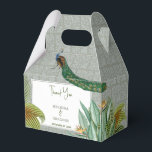 Peacock Feather Tropical Greenery Wedding Bedankdoosjes<br><div class="desc">Een  vredeskolibrie met een tropische groen en een demaspatroon achtergrond. Dit ontwerp is ideaal voor alle seizoenen. Een elegant ontwerp van de waterverf in een hedendaags thema. Een klastige bruiloft bedankt je voor de gunst met glorieuze vrek veren en moderne elementen. Er zijn ook huwelijksuitnodigingen en andere kantoorbenodigdheden beschikbaar.</div>