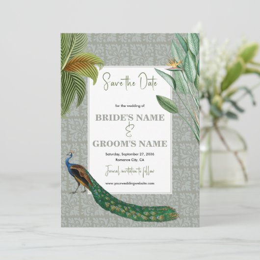 Peacock Feather Tropical Greenery Wedding Save The Date (Staand voorkant)