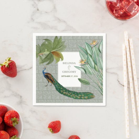  Peacock Feather Tropical Greenery Wedding Servet (Insitu)