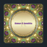 Peacock Feathers Gold Glow Indian Wedding Invite Programmakaart<br><div class="desc">Maak kennis met mijn unieke voortreffelijke Indische trouwuitnodigingen met een mesmerizing van een pauw-veer-ontwerp. De levendige en levendige tinten van paars en groen zijn prachtig verweven in een verbluffend geometrisch mandalonpatroon, voorzien van een gloeiende lichtcirkel. Het thema van deze uitnodiging is geïnspireerd op heldere en levendige tinten van groen, paars...</div>