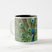 Peacock met haar veren tweekleurige koffiemok (Voorkant links)