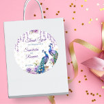 Peacock paarse bloemen Mehndi Indiase bruiloft gun Ronde Sticker<br><div class="desc">Peacock en paarse bloemen waterverf Indiase bruiloft Mehndi sjabloon dank u gunst cadeau stickers. Twee mooie pauwen paarse jasmijn bloemen wisteria hangende bloemen en slingers begunstigen stickers</div>