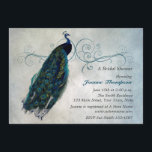 Peacock Scroll Bridal Shower Uitnodiging<br><div class="desc">Deze bruiddoucheuitnodiging is voorzien van een  pauw en een  bovengrens van de rol op de achtergrond van de waterverf.  De achterkant heeft dezelfde achtergrond met een pauw veer.  Eenvoudig aan te passen voor elke gebeurtenis.  Coördinerende stukken beschikbaar in opslag.</div>