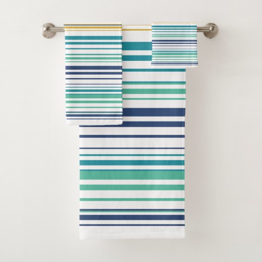 Peacock Stripes Bad Handdoek (Insitu)