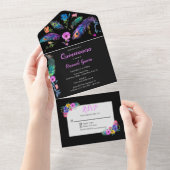 Peacock Veren & Bloemen Quinceañera Zwart All In One Uitnodiging (Afscheurbaar)