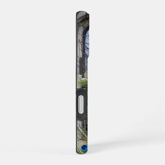 Peacock veren en gotische ramen iPhone 16 hoesje (Rechterkant)