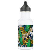 Peacocks in de tuin van het roos 3 waterfles  (Rechts)