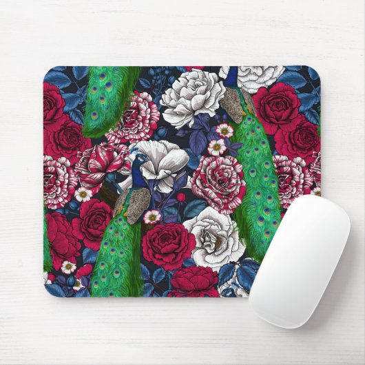 Peacocks in de tuin van het roos muismat (Met muis)