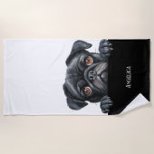 Peaking pug hond grappig schattig hond eigenaar zo strandlaken (Voorkant)