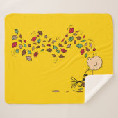 Peanuts | Charlie Brown Raking Leaves Sherpa Deken (Voorkant (horizontaal))