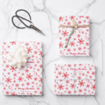 Peanuts | Christmas Snoopy Laat het sneeuwrood pat Inpakpapier Vel<br><div class="desc">Wikkel dat speciale cadeau in met deze leuke Peanuts Christmas cadeauverpakking. Aanpassen door een bericht en jouw namen toe te voegen.</div>