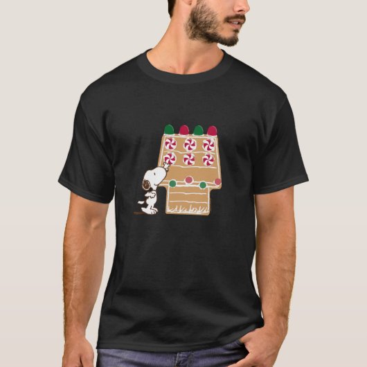 Peanuts Christmas Snoopy Reaching For Candy Cane T-shirt (Voorkant)