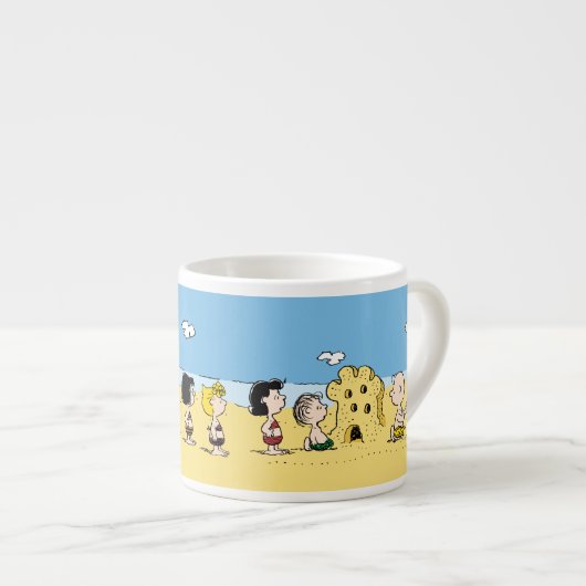Peanuts | Dag aan het strand Espresso Kop (Voorkant rechts)