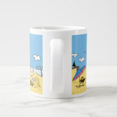 Peanuts | Dag aan het strand Grote Koffiekop (Achterkant)