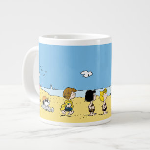 Peanuts   Dag aan het strand Grote Koffiekop