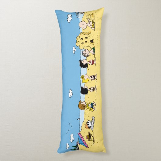 Peanuts | Dag aan het strand Lichaamskussen (Achterkant (Verticaal))