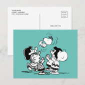 Peanuts Gang Lifting Snoopy Briefkaart (Voorkant / Achterkant)