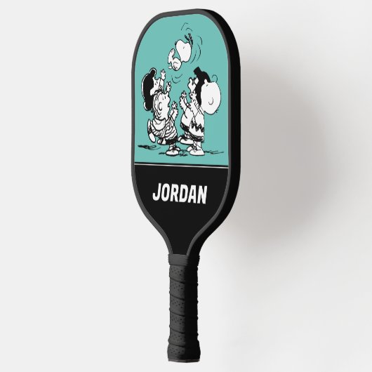 Peanuts Gang Lifting Snoopy | Jouw namen toevoegen Pickleball Paddle (Links)