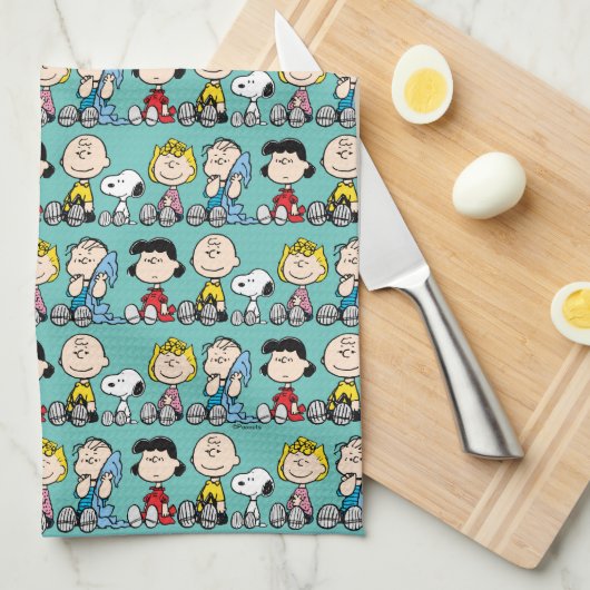 Peanuts Gang Sitting Together Theedoek (Quarter Fold)