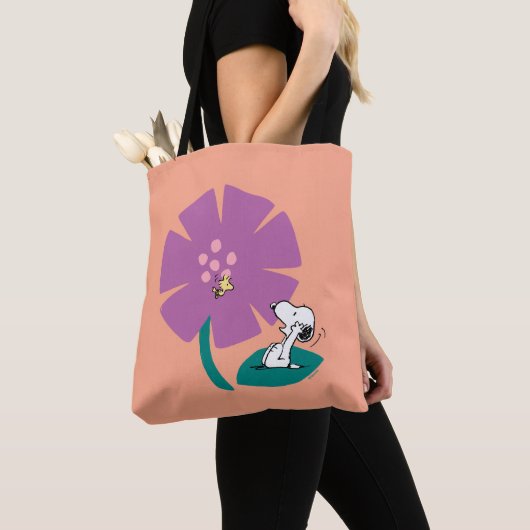 Peanuts | Het illustreren van Natuur Paarse Bloem Tote Bag (Dichtbij)
