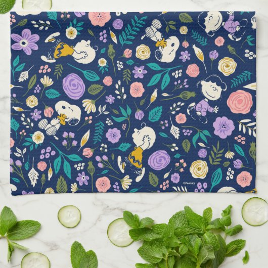 Peanuts In Bloom Pattern Theedoek (Gevouwen)