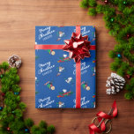 Peanuts | Kerst cadeauverpakking patroon Cadeaupapier<br><div class="desc">Wikkel dat speciale cadeau in met deze leuke Peanuts Christmas cadeauverpakking. Aanpassen door een bericht en jouw namen toe te voegen.</div>