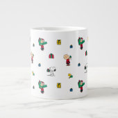 Peanuts | Kerstcadeau Giving Pattern Grote Koffiekop (Voorkant)