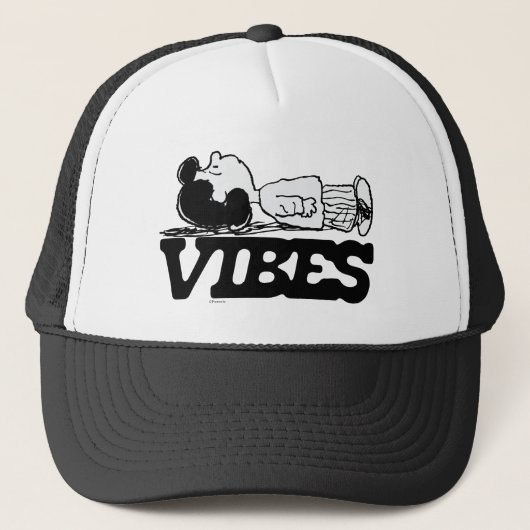 Peanuts | Lucy Vibes Trucker Pet (Voorkant)