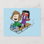 Peanuts | Peppermint Patty & Marcie Sled Riding Feestdagenkaart (Voorkant)