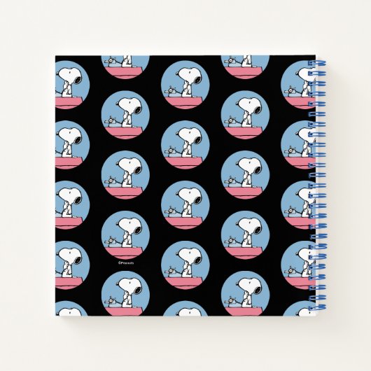Peanuts | Snoopy aan de typemachine Notitieboek (Achterkant)
