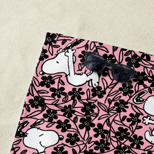 Peanuts | Snoopy Bloem Vine Patroon Strandlaken (In situ)