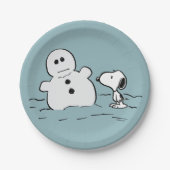 Peanuts | Snoopy bouwt een sneeuwpop Papieren Bordje (Voorkant)