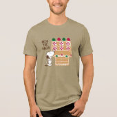 Peanuts | Snoopy Gingerbread House Tri-Blend Shirt (Voorkant)