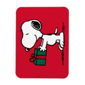 Peanuts | Snoopy Kerstcadeau Giver Magneet (Verticaal)
