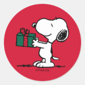 Peanuts | Snoopy Kerstcadeau Giver Ronde Sticker (Voorkant)