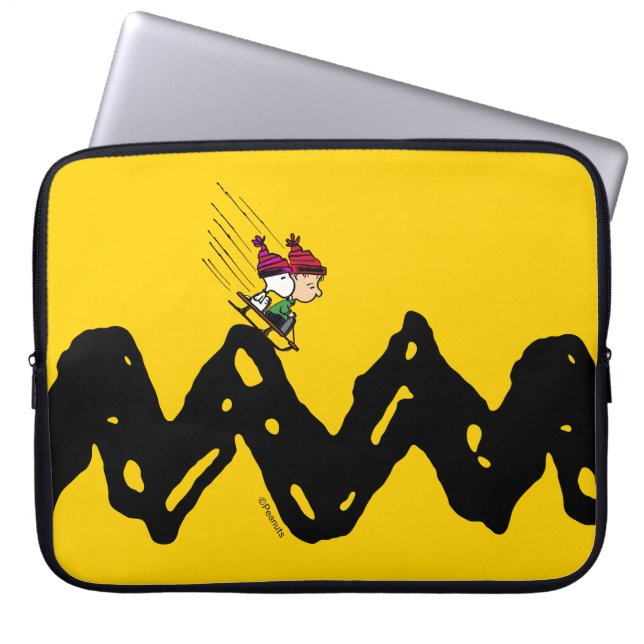Peanuts | Snoopy & Linus Sled Ride Laptop Sleeve (Voorkant)