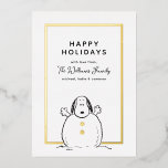 Peanuts | Snoopy Playing Snowman Familie Foto Folie Feestdagenkaart<br><div class="desc">Stuur deze leuke Peanuts Christmas familie vakantie kaart. Personaliseer met je foto.</div>