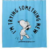Peanuts | Snoopy probeert iets nieuws Douchegordijn (Voorkant)