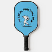 Peanuts | Snoopy probeert iets nieuws Pickleball Paddle (Voorkant)