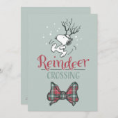 Peanuts | Snoopy Rendier Crossing Christmas Feestdagenkaart (Voorkant / Achterkant)