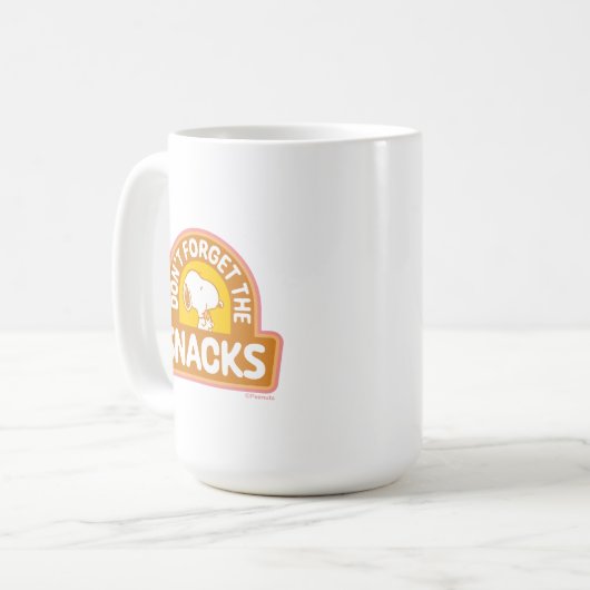 Peanuts | Snoopy Vergeet de Snacks niet Koffiemok (Voorkant links)