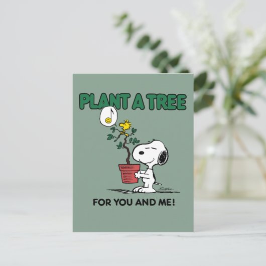 Peanuts | Snoopy & Woodstock Plant A Tree Briefkaart (Staand voorkant)